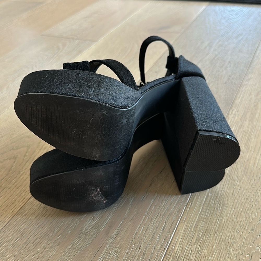 Scoop Black Velvet Platform Heeled Sandals - Picture 13 of 13